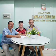 Hình ảnh bs Nhân và người bệnh 8 Hình ảnh bs Nhân và người bệnh 8
