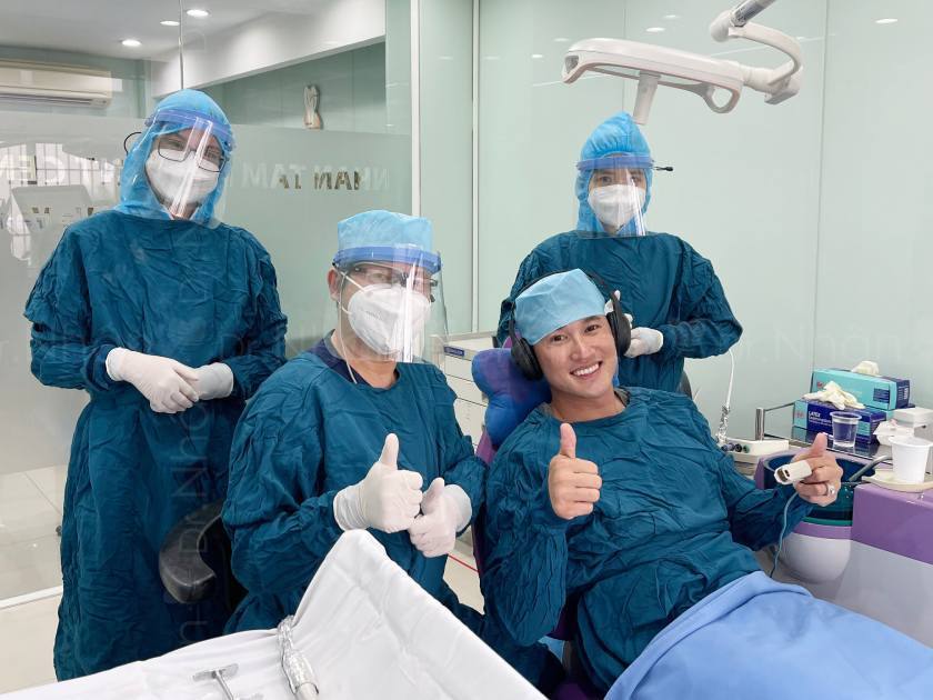 Cấy ghép Implant giúp khôi phục chức năng ăn nhai gần như răng thật Cấy ghép Implant giúp khôi phục chức năng ăn nhai gần như răng thật
