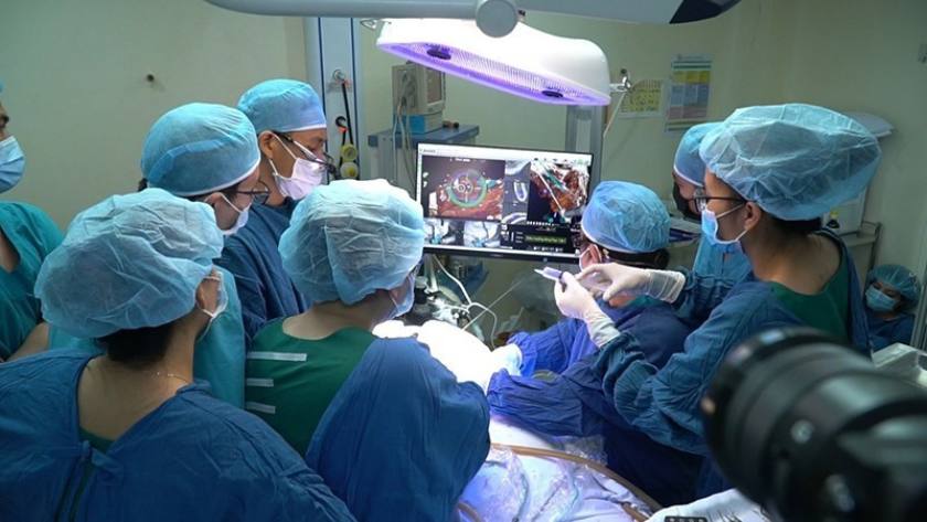 Xương hàm bị tiêu sẽ cần phải ghép xương làm tăng chi phí trồng răng Implant Xương hàm bị tiêu sẽ cần phải ghép xương làm tăng chi phí trồng răng Implant