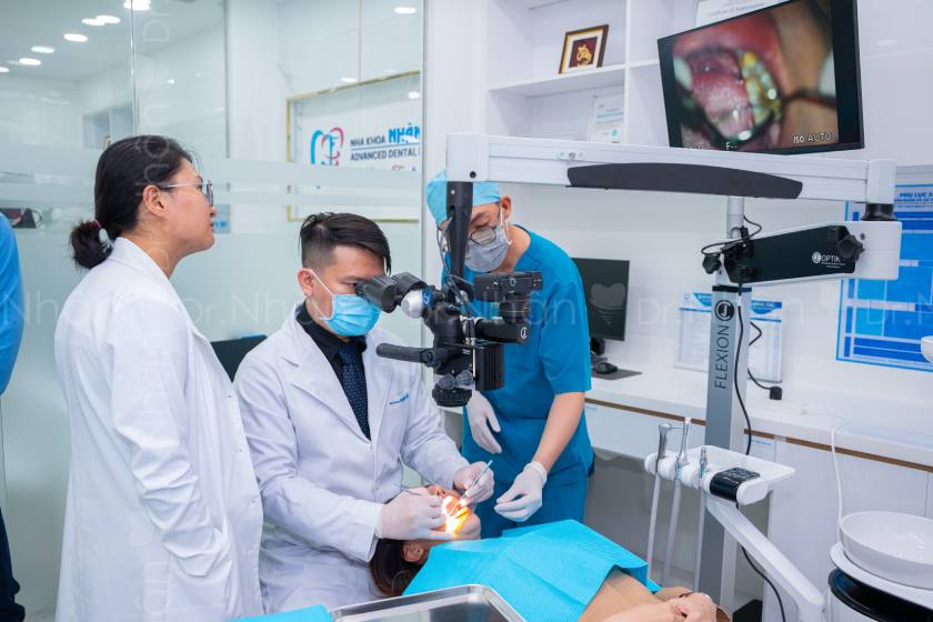 Kính hiển vi nha khoa CJ-Optik Kính hiển vi nha khoa CJ-Optik