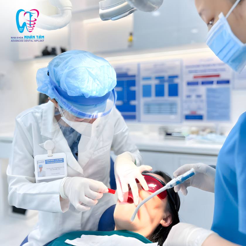 Ứng dụng máy siêu âm Piezotome là một trong những bước đột phá trong phẫu thuật loại bỏ răng khôn Ứng dụng máy siêu âm Piezotome là một trong những bước đột phá trong phẫu thuật loại bỏ răng khôn